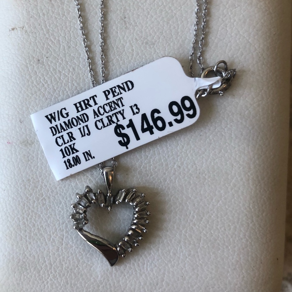 Never worn diamond heart necklace